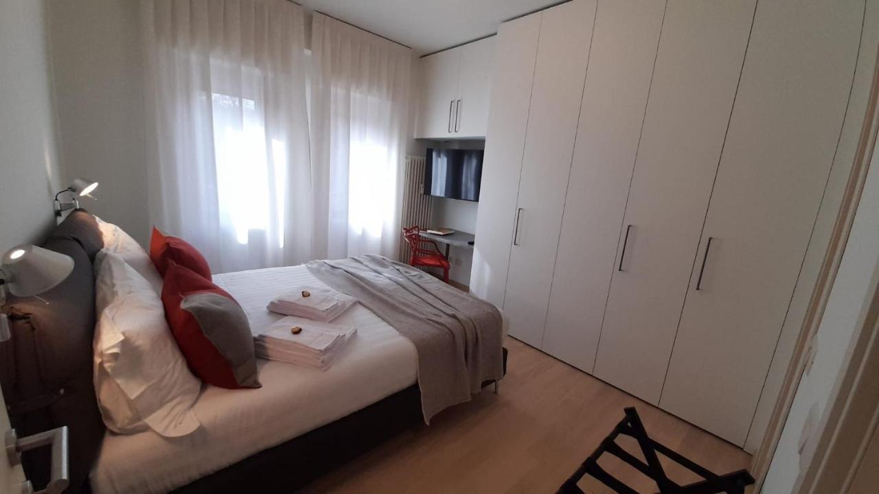 L'Appartamento Sul Corso Alba  Esterno foto
